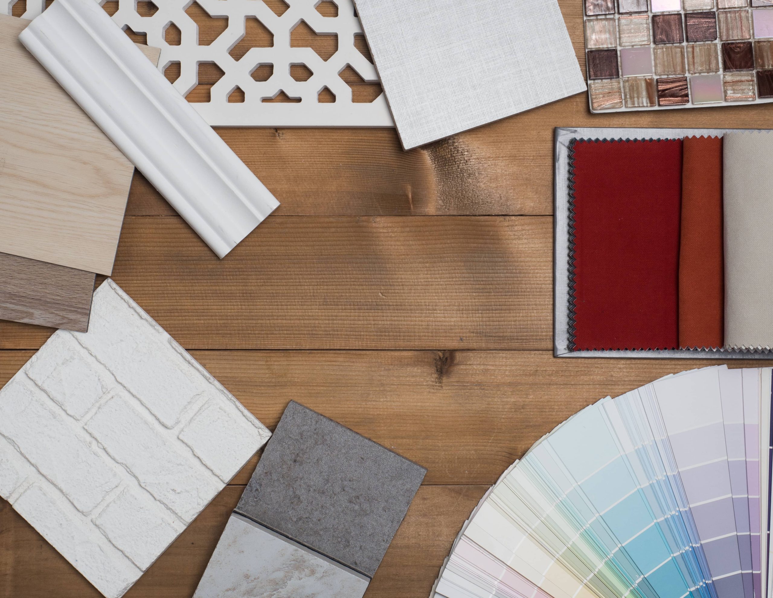 A Comparison of the Advantages and Disadvantages of Carpet, Hardwood, and Tile Flooring