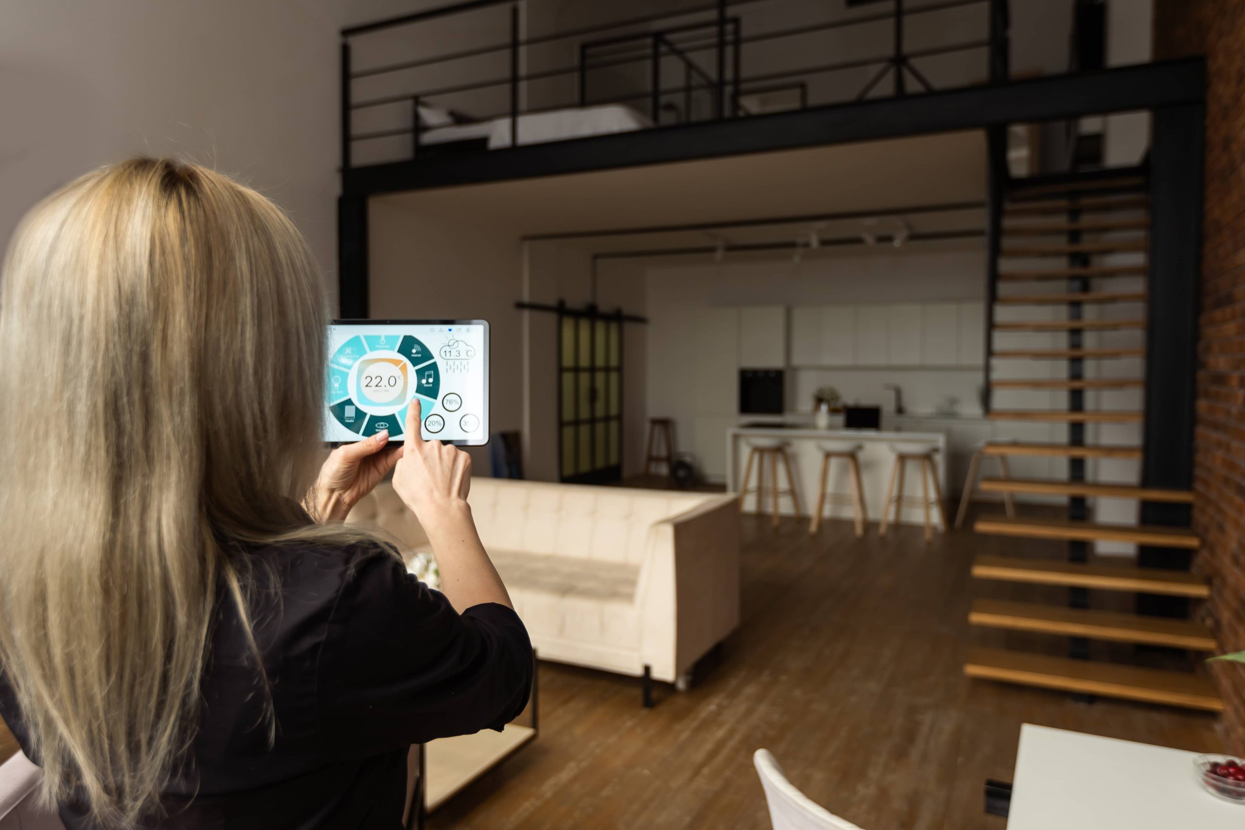 Effortlessly Minimize Your Carbon Footprint Using Smart Technology